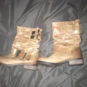 Matisse tan color boots size 6 1/2
